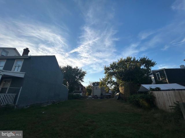 206 S 3RD ST, Darby, PA 19023