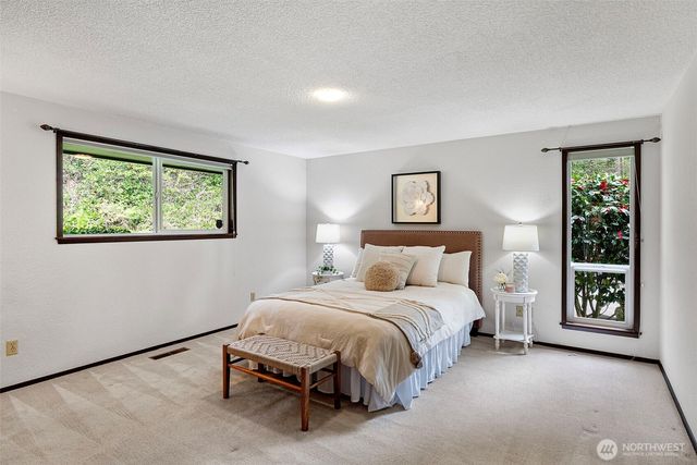10519 Powell Dr. NW, Gig Harbor, WA 98335