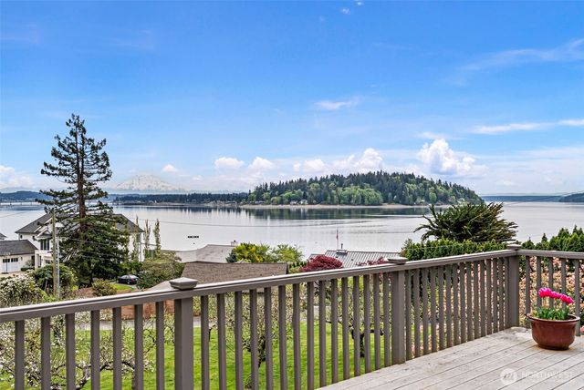 10519 Powell Dr. NW, Gig Harbor, WA 98335