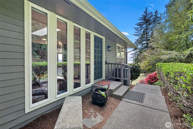 10519 Powell Dr. NW, Gig Harbor, WA 98335