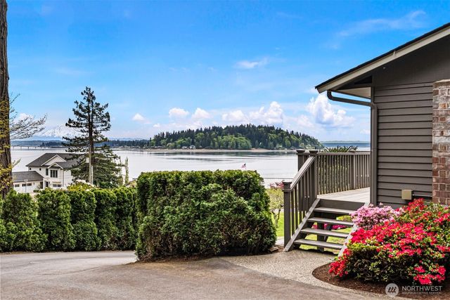 10519 Powell Dr. NW, Gig Harbor, WA 98335