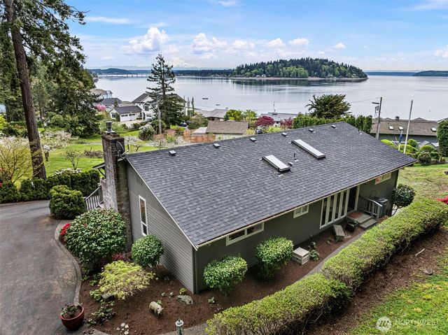 10519 Powell Dr. NW, Gig Harbor, WA 98335