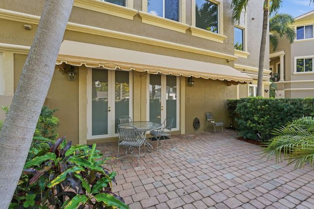 921 Osceola Drive 2, Boca Raton, FL 33432