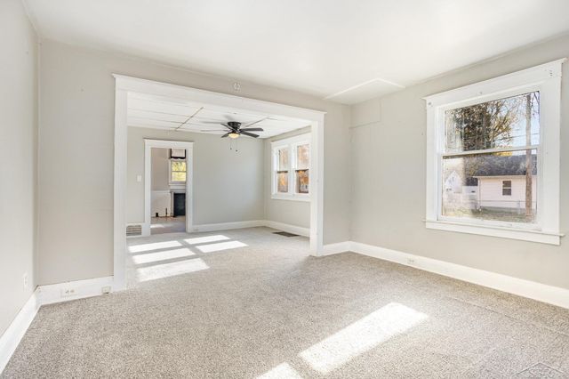 2302 N Oakley Street, Saginaw, MI 48602