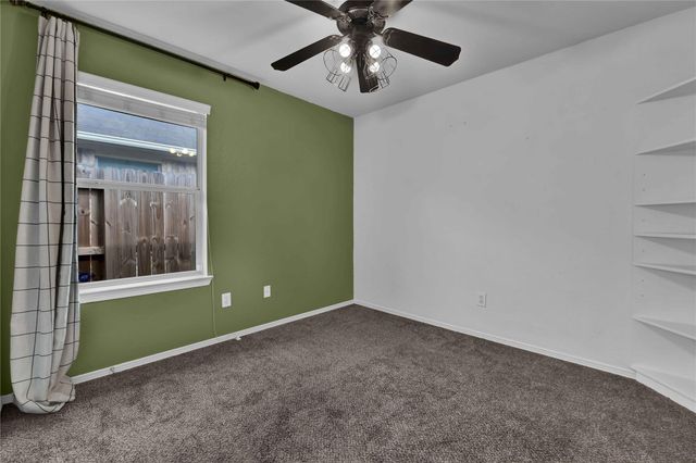 997 Hamilton Street, Alvin, TX 77511