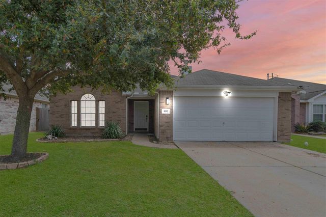 997 Hamilton Street, Alvin, TX 77511