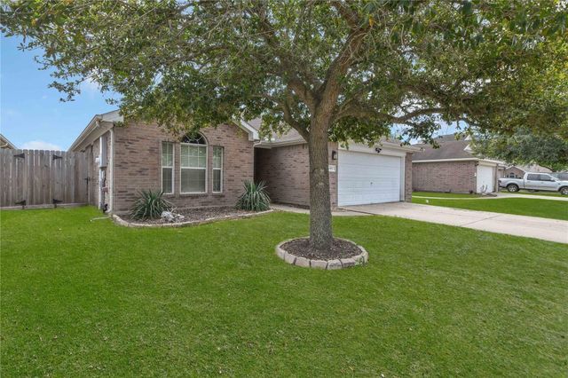 997 Hamilton Street, Alvin, TX 77511