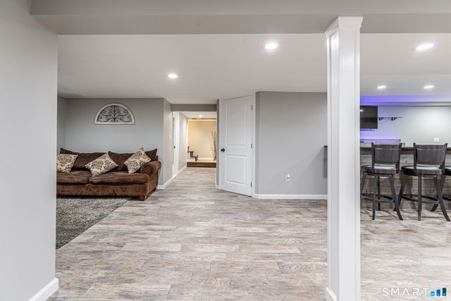 60 Dalewood Road, Newington, CT 06111