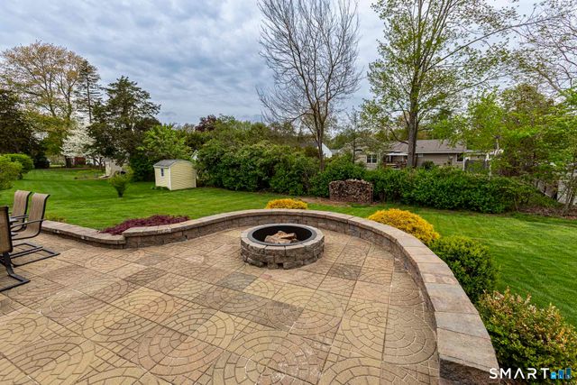60 Dalewood Road, Newington, CT 06111