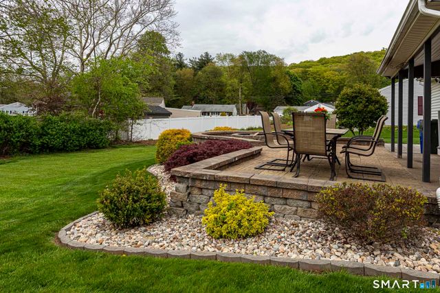 60 Dalewood Road, Newington, CT 06111