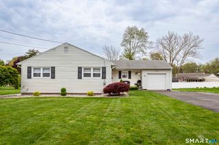 60 Dalewood Road, Newington, CT 06111