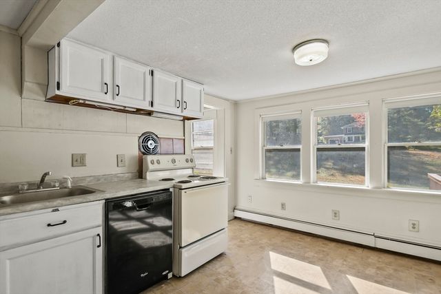 26 Brimfield Road, Monson, MA 01057