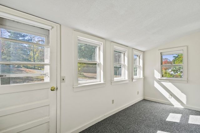 26 Brimfield Road, Monson, MA 01057