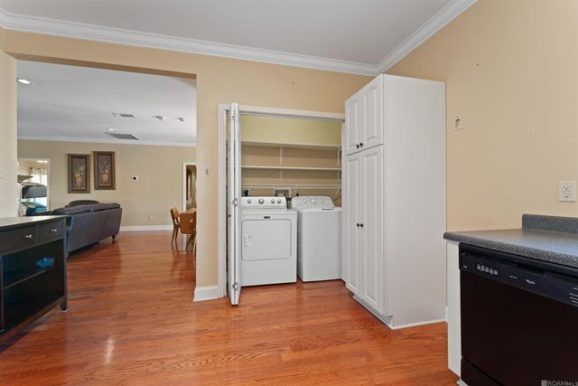 6350 False River Rd, Oscar, LA 70762