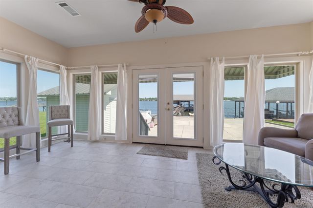 6350 False River Rd, Oscar, LA 70762