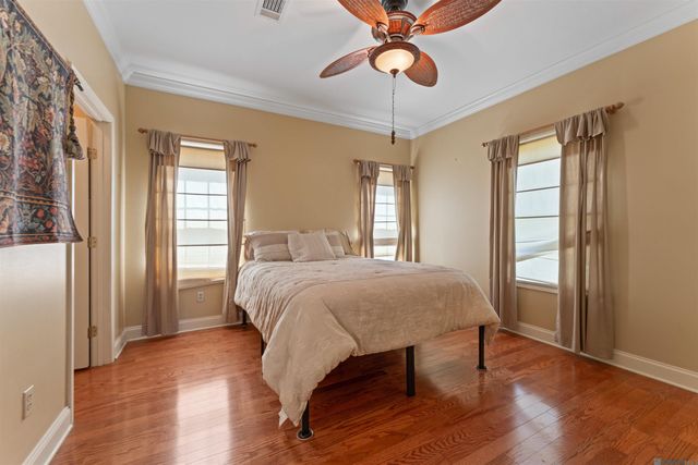 6350 False River Rd, Oscar, LA 70762