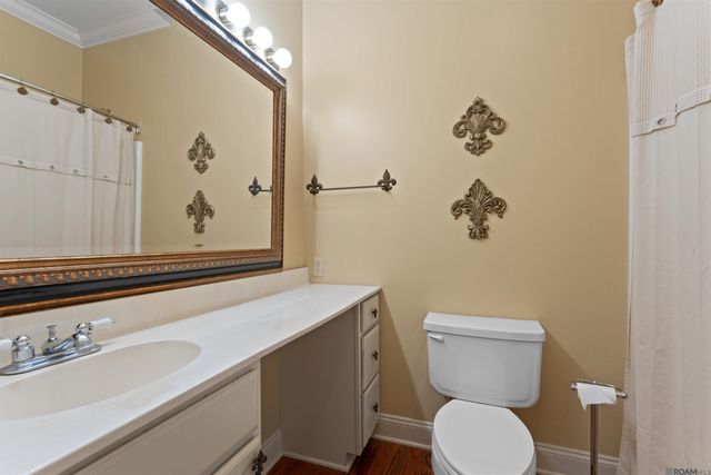 6350 False River Rd, Oscar, LA 70762