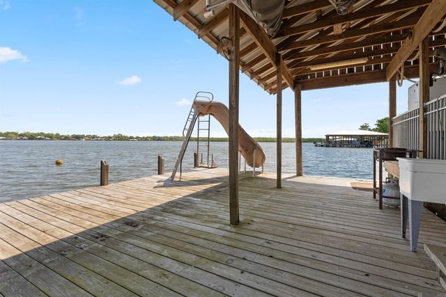 6350 False River Rd, Oscar, LA 70762