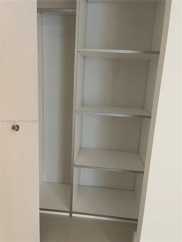 92 SW 3rd St 3203, Miami, FL 33130