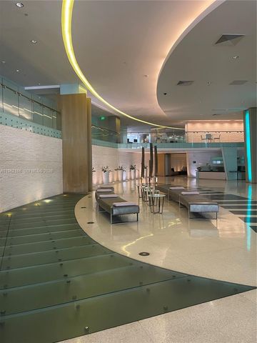 92 SW 3rd St 3203, Miami, FL 33130