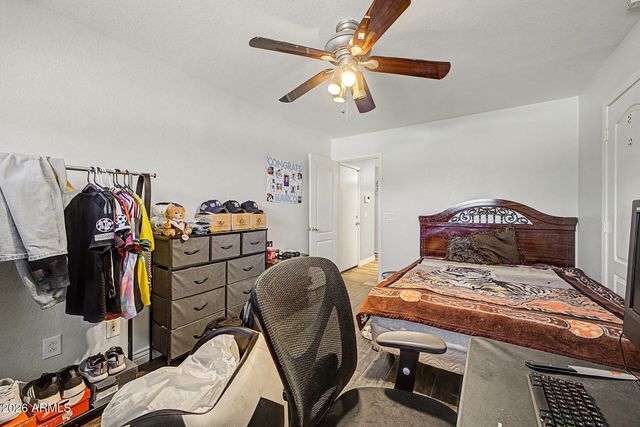 4623 W DESERT Lane, Laveen, AZ 85339