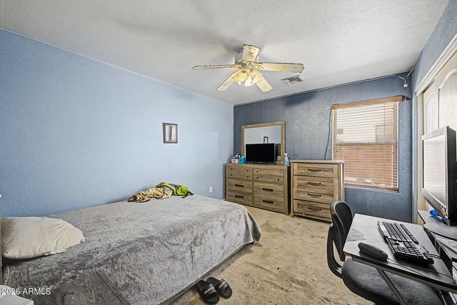 4623 W DESERT Lane, Laveen, AZ 85339