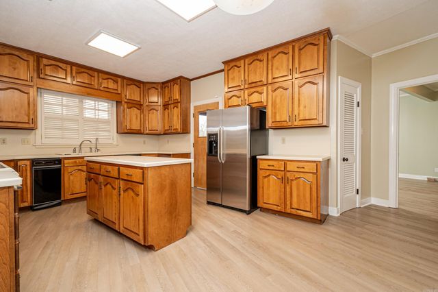 411 N Murphy Ave, El Dorado, AR 71730