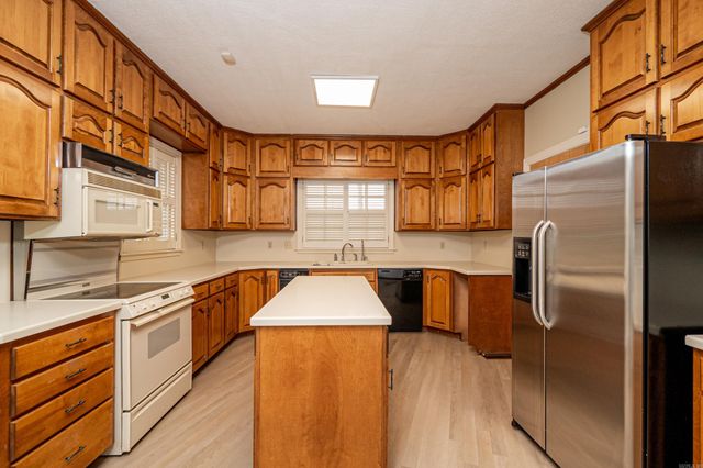 411 N Murphy Ave, El Dorado, AR 71730
