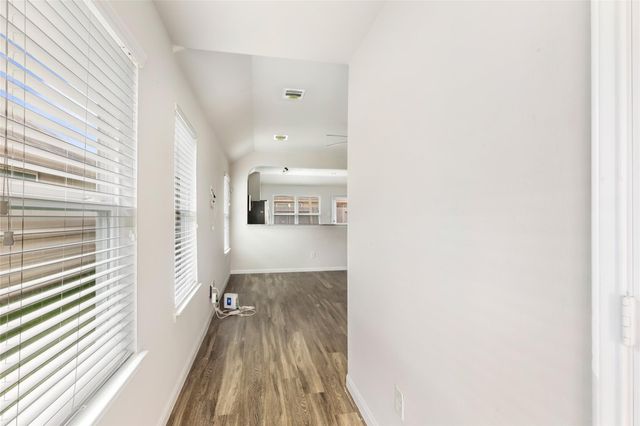 10335 White Fir Villa Avenue, Houston, TX 77044