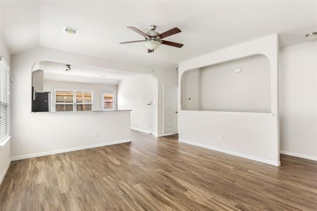 10335 White Fir Villa Avenue, Houston, TX 77044