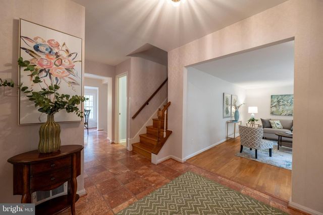 10901 SWANSFIELD, Columbia, MD 21044