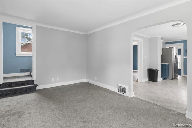 23152 Tawas Avenue, Hazel Park, MI 48030