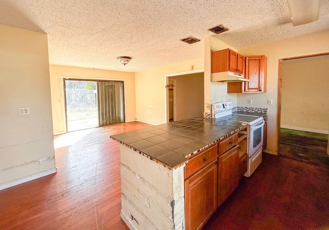 1355 23rd Place SW, Vero Beach, FL 32962