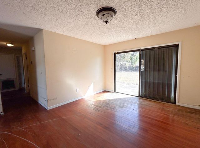 1355 23rd Place SW, Vero Beach, FL 32962