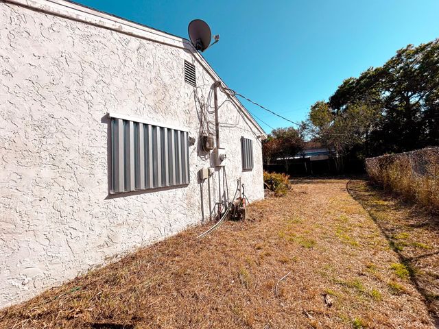 1355 23rd Place SW, Vero Beach, FL 32962