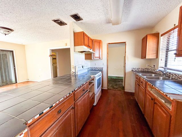 1355 23rd Place SW, Vero Beach, FL 32962