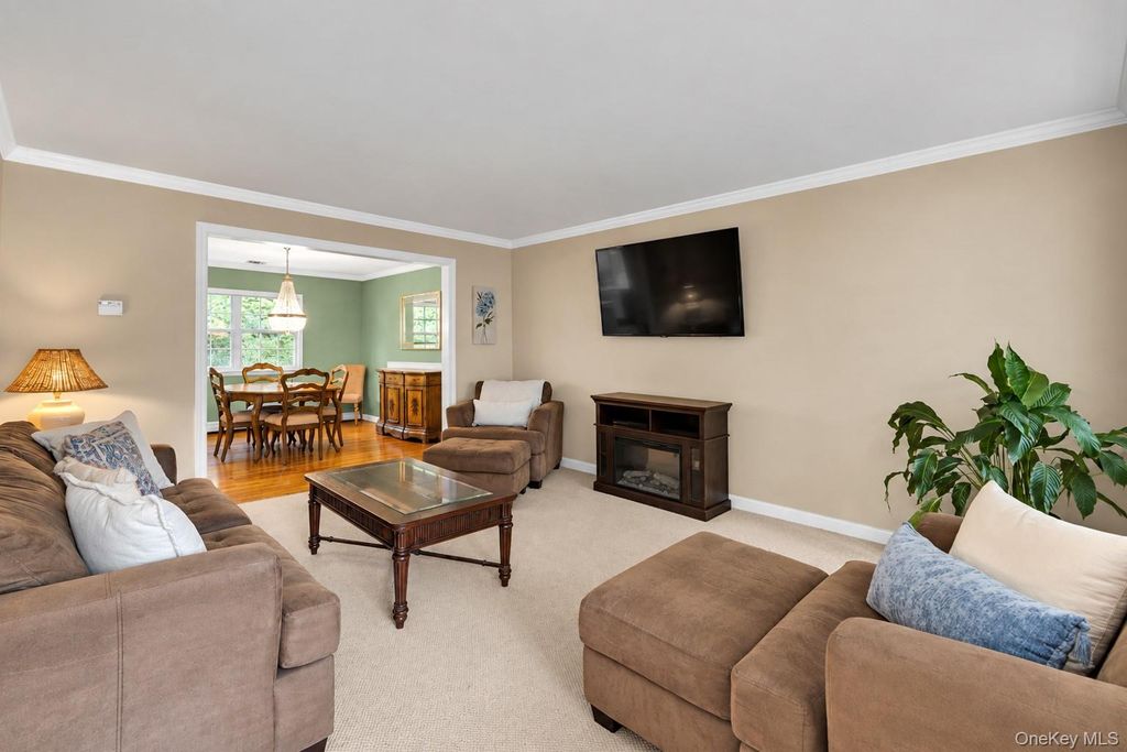 60 Scranton Avenue, Port Jefferson Station, NY 11776 — photo 2