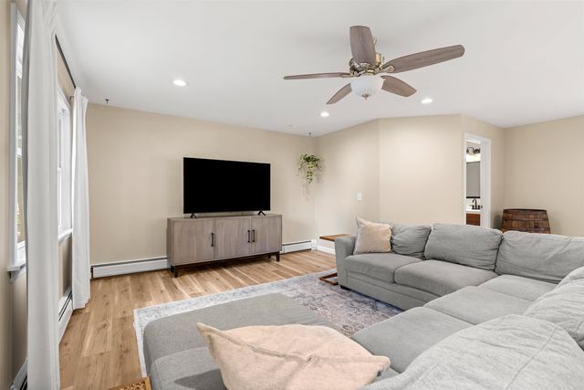 100 High Street, Concord, NH 03303