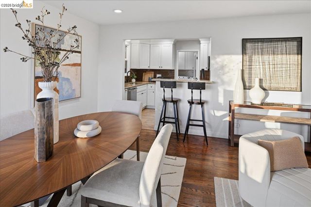2925 Shasta Rd, Berkeley, CA 94708