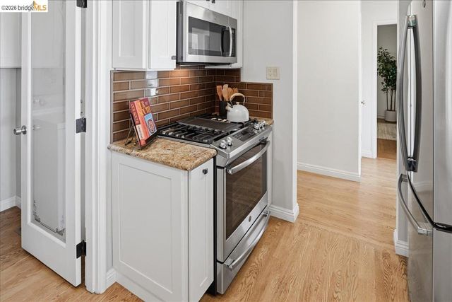 2925 Shasta Rd, Berkeley, CA 94708
