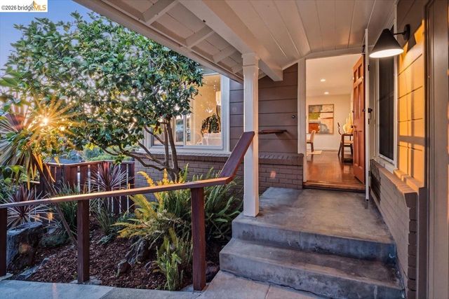 2925 Shasta Rd, Berkeley, CA 94708