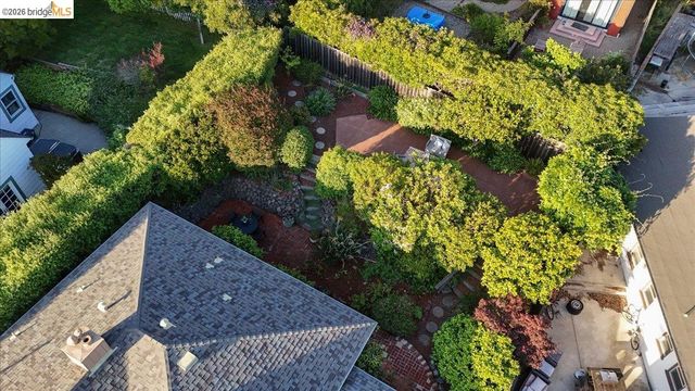 2925 Shasta Rd, Berkeley, CA 94708