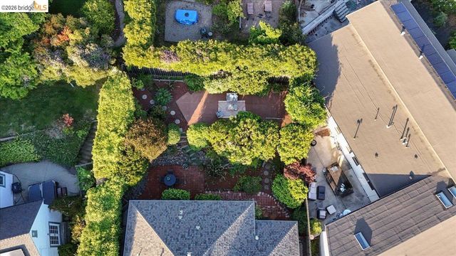 2925 Shasta Rd, Berkeley, CA 94708