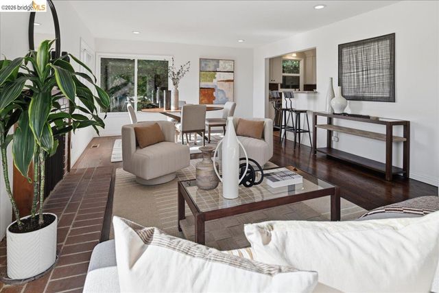 2925 Shasta Rd, Berkeley, CA 94708