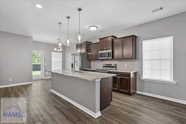 224 Brightleaf Circle, Hinesville, GA 31313