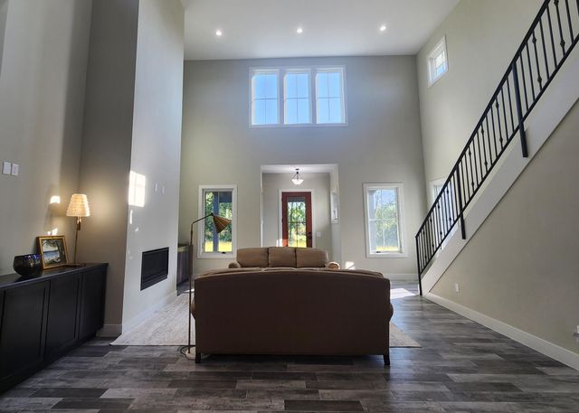 8800 Grace Lane N, Greenfield, MN 55357