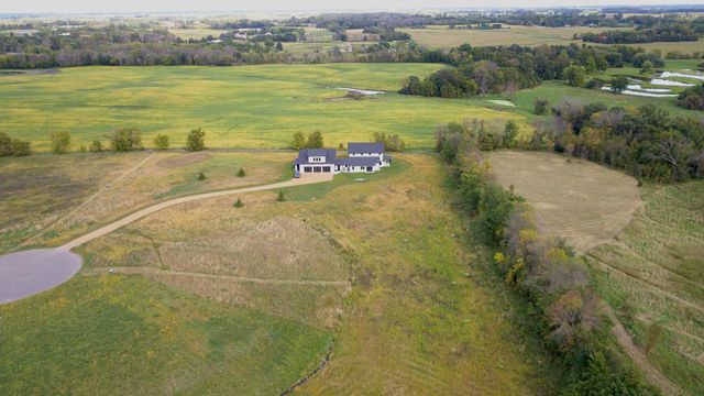 8800 Grace Lane N, Greenfield, MN 55357