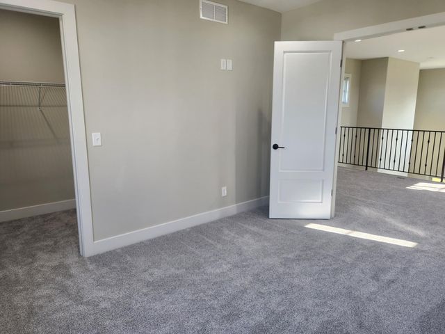 8800 Grace Lane N, Greenfield, MN 55357