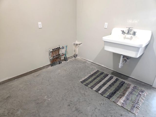 8800 Grace Lane N, Greenfield, MN 55357