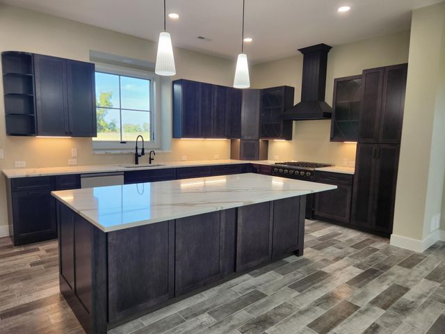 8800 Grace Lane N, Greenfield, MN 55357